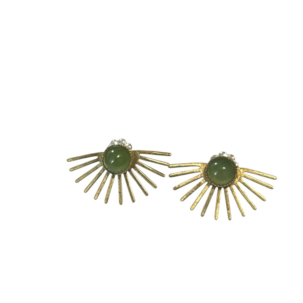 Michelle Starbuck Designs jade beam studs